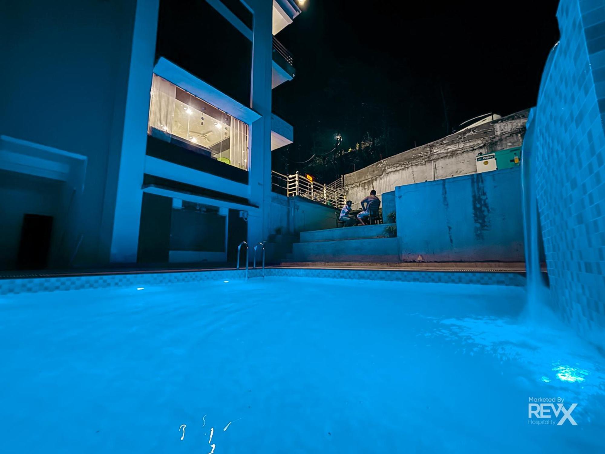 Hotel Prince Valley Lansdowne Bagian luar foto