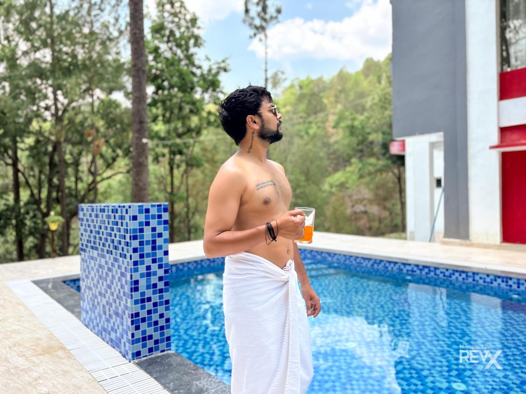 Hotel Prince Valley Lansdowne Bagian luar foto