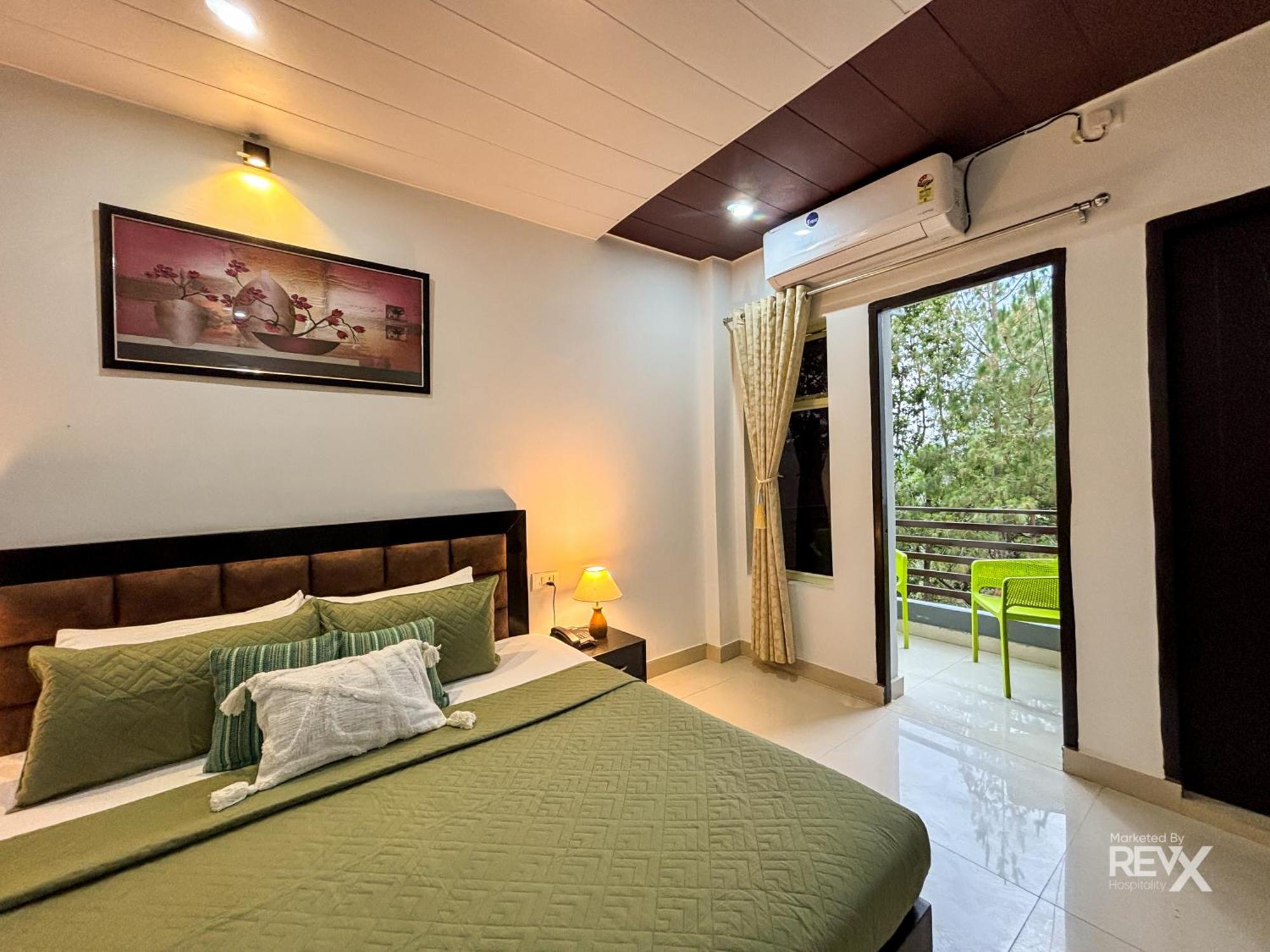 Hotel Prince Valley Lansdowne Bagian luar foto