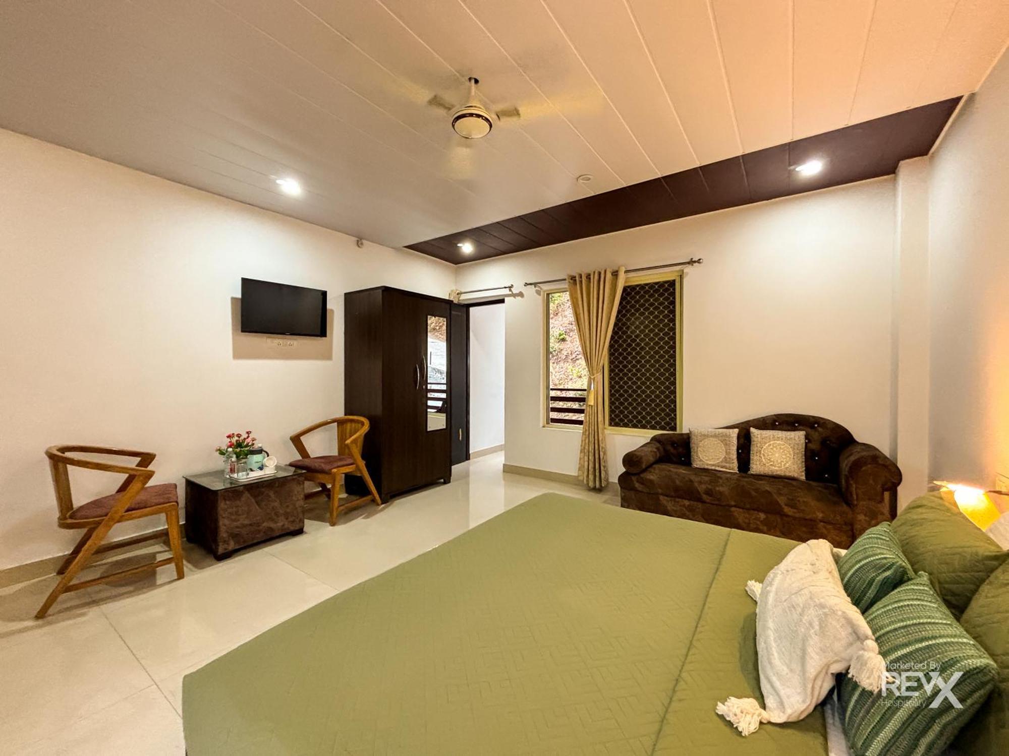 Hotel Prince Valley Lansdowne Bagian luar foto